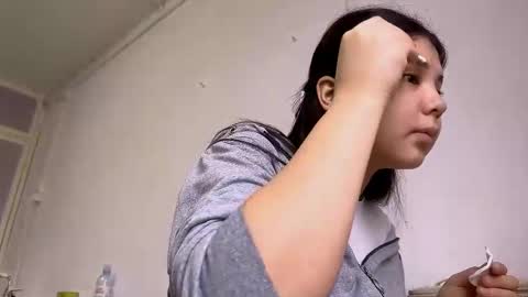 Valentina online show from 11-30-25, 09:57