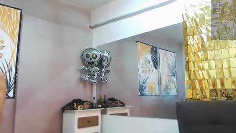 Chorey Thaylor online show from 01-15-25, 01:41