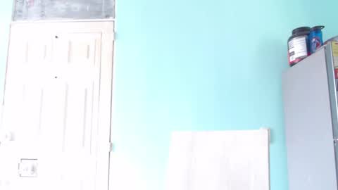 Snapshot of choticx chatting on 12-16-25, 03:50 Andrew online show from 12-16-25, 03:50