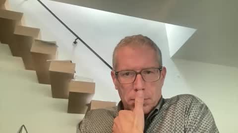 choupipat1 online show from 10-10-25, 12:48