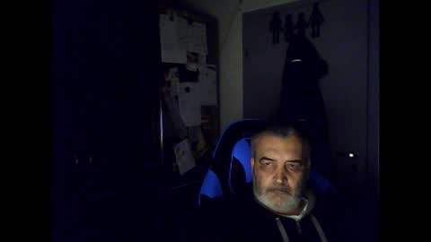 Chris online show from 10-05-25, 02:32