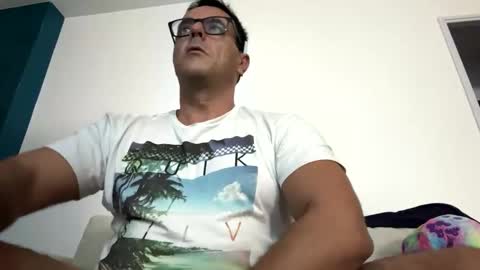 chris3889 online show from 10-14-25, 09:48