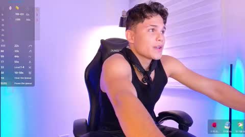 Snapshot of chris_argent chatting on 10-22-25, 02:45 Chris Argent online show from 10-22-25, 02:45