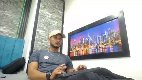 chris_dick2 online show from 02-08-26, 05:55