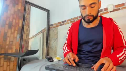 chris_kizz online show from 12-31-24, 06:13