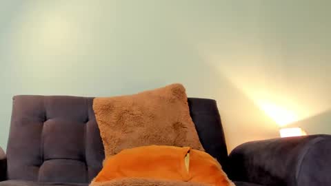 Snapshot of chris_macgregoor chatting on 02-11-25, 03:18 Chriz online show from 02-11-25, 03:18