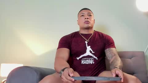 Snapshot of chris_macgregoor chatting on 03-06-25, 01:58 Chriz online show from 03-06-25, 01:58