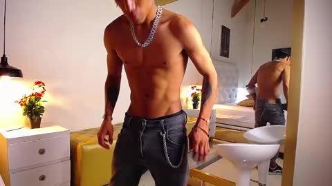 Chris Weell online show from 12-07-24, 08:49