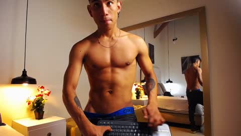 Chris Weell online show from 12-15-24, 08:25