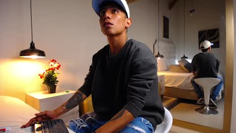 Chris Weell online show from 12-23-24, 02:24