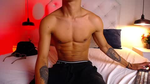 Chris Weell online show from 12-26-24, 08:11