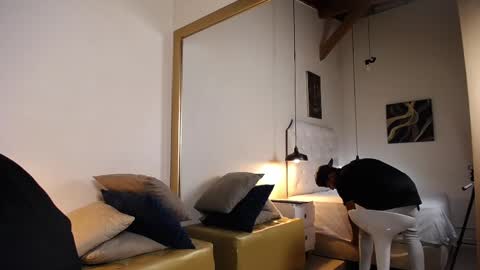 Chris Weell online show from 02-09-25, 07:52