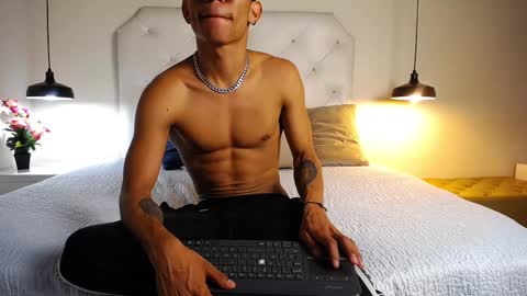 Chris Weell online show from 02-14-25, 08:26