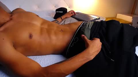 Chris Weell online show from 02-15-25, 08:22