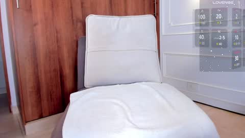 Chrishell online show from 12-06-24, 01:51