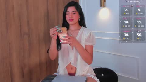 Chrishell online show from 01-08-25, 12:49