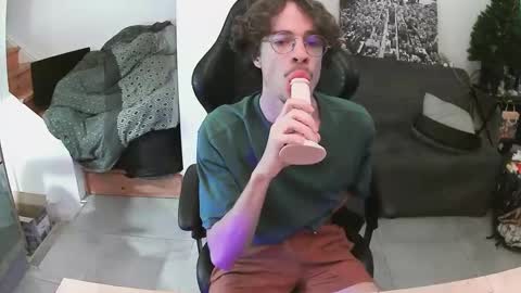 Chris online show from 12-08-24, 11:35