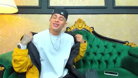 Chris online show from 10-09-25, 11:19