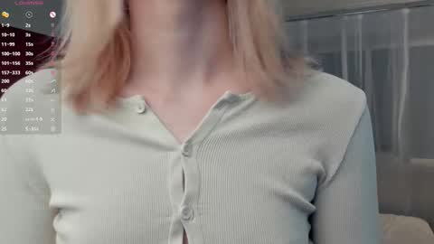 Snapshot of chrisme_please chatting on 02-01-26, 08:07 Lizz online show from 02-01-26, 08:07