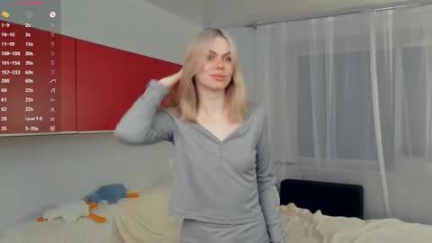 Snapshot of chrisme_please chatting on 02-02-26, 08:07 Lizz online show from 02-02-26, 08:07