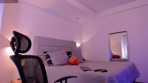 Snapshot of chrismorgan24 chatting on 10-12-25, 02:32 chrismorgan24 online show from 10-12-25, 02:32