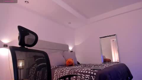 Snapshot of chrismorgan24 chatting on 10-31-25, 09:38 chrismorgan24 online show from 10-31-25, 09:38