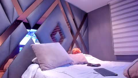 Snapshot of chrismorgan24 chatting on 11-19-25, 09:59 chrismorgan24 online show from 11-19-25, 09:59