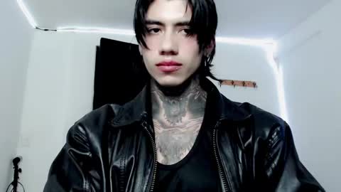 CHRIS  INDEPENT MODEL online show from 01-27-25, 10:06