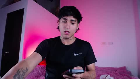 Christian Wang online show from 10-13-25, 01:16