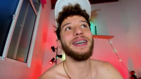 Snapshot of chrisstianford chatting on 11-30-25, 10:58 Hi dont forguet to follow me online show from 11-30-25, 10:58