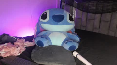 Snapshot of christaly_1 chatting on 10-25-25, 11:07 Christal online show from 10-25-25, 11:07