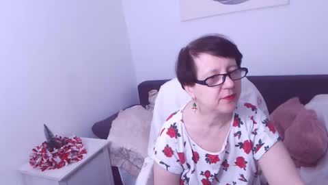 Christa online show from 12-22-24, 03:44