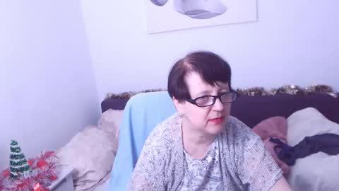 Christa online show from 12-22-25, 02:19