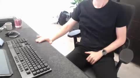 Chris online show from 09-22-25, 08:05