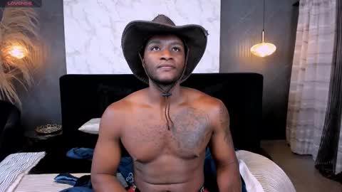 Christian Lewis online show from 03-04-25, 03:22