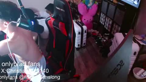 Snapshot of christianslong chatting on 09-22-25, 11:51 christianslong online show from 09-22-25, 11:51