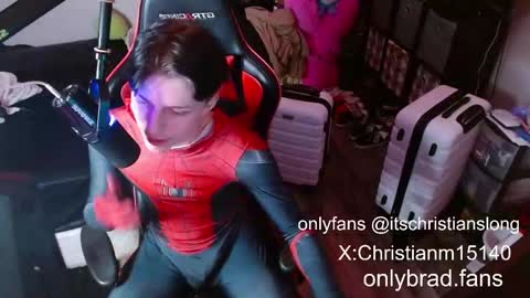 Snapshot of christianslong chatting on 09-24-25, 11:41 christianslong online show from 09-24-25, 11:41