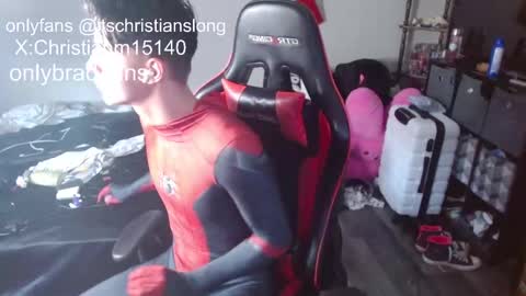 Snapshot of christianslong chatting on 09-29-25, 10:36 christianslong online show from 09-29-25, 10:36