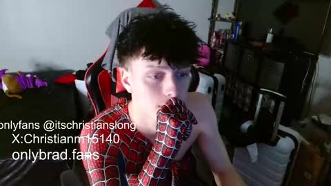 Snapshot of christianslong chatting on 09-30-25, 11:43 christianslong online show from 09-30-25, 11:43