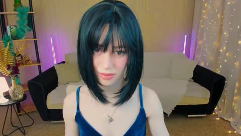 christinaconteeree online show from 01-15-26, 05:27