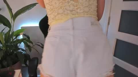 Christine Cardo online show from 11-03-25, 10:32