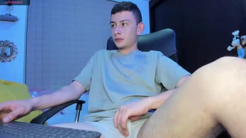 Snapshot of christmiller_1 chatting on 02-16-25, 05:04 christmiller_1 online show from 02-16-25, 05:04