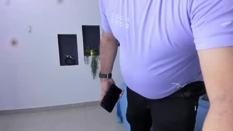 Snapshot of christopher_cruz_ chatting on 11-21-25, 10:19 christopher_cruz_ online show from 11-21-25, 10:19