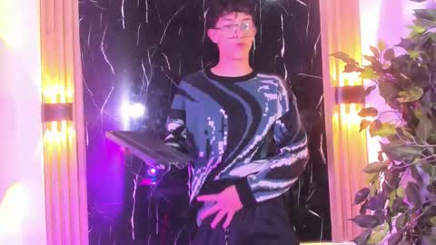 Chrisopher Hunter online show from 02-02-26, 04:11