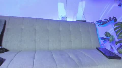 Snapshot of christopher_park chatting on 12-13-24, 03:49 Christopher online show from 12-13-24, 03:49