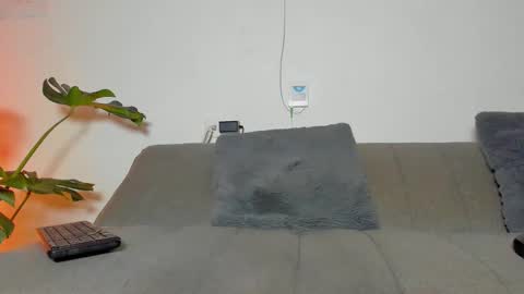 Snapshot of christopher_park chatting on 02-19-25, 06:11 Christopher online show from 02-19-25, 06:11