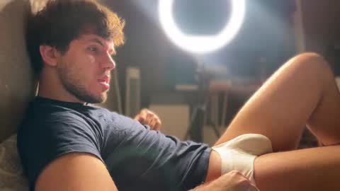 Christopher online show from 11-08-25, 06:57