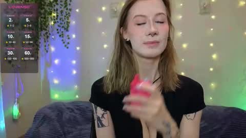christy memeow online show from 09-21-25, 10:06