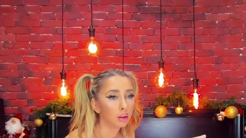 christyna_ross online show from 12-29-24, 11:39