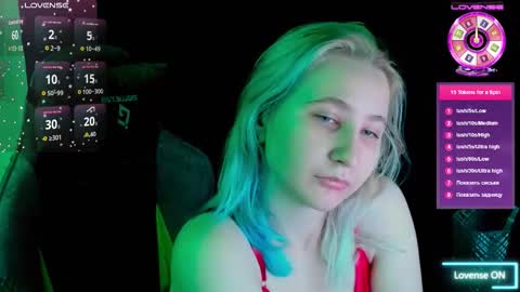 Snapshot of christyw3b chatting on 11-09-25, 04:27 christyw3b online show from 11-09-25, 04:27